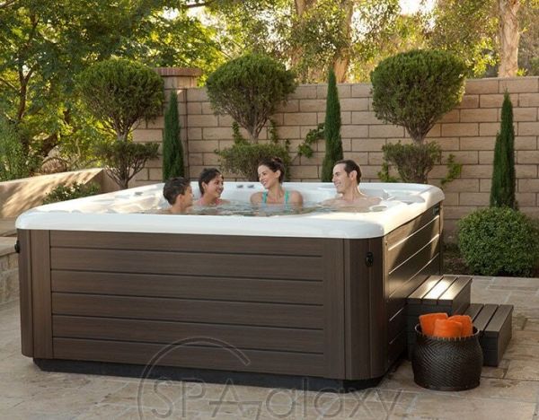 Spa бассейн HotSpring Highlife Envoy (США), 236 x 231 x 97 cm