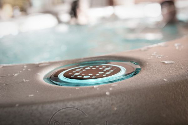 SPA бассейн Vortex Spas Hydrozone Extreme (Австралия), 590×230×130 см