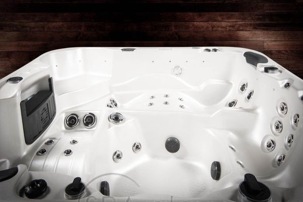 SPA бассейн Vortex Spas Nitro 2 (Австралия), 230 × 230 × 92 см