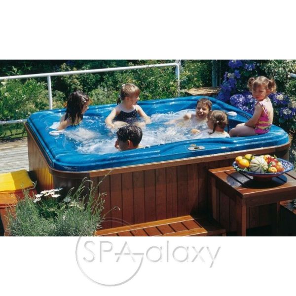 SPA бассейн JACUZZI OXIA (Италия), 200 x 185 x 90 см