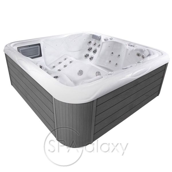 SPA бассейн Wellis Saturn (Венгрия), 230 × 230 × 88 cm