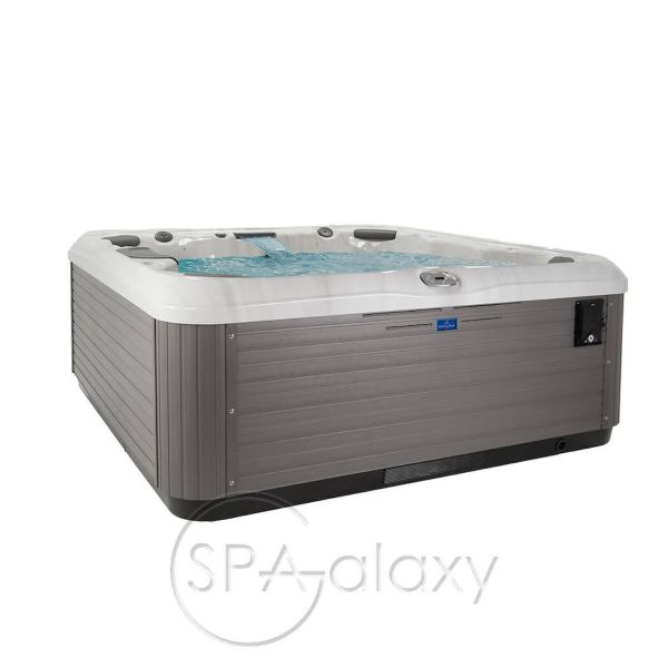 SPA бассейн Villeroy & Boch X-Series Spa X7L (Германия), 224 x 224 x 91 cm