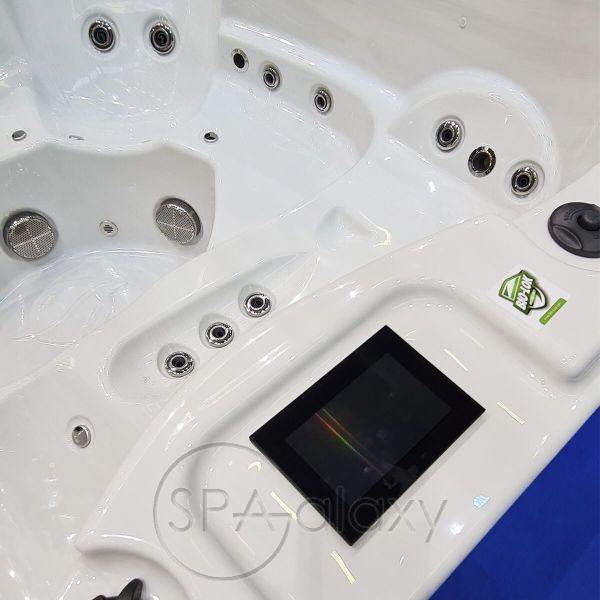 Spa бассейн Whirlcare C-Edition Emotion (Германия), 208×197×89 см