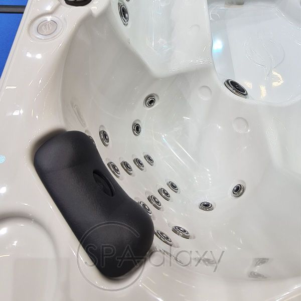 Spa бассейн Whirlcare E-Edition Regeneration (Германия), 222×222×92 см