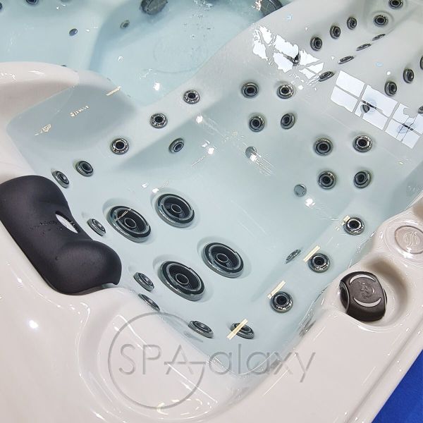 Spa бассейн Whirlcare E-Edition Time Out (Германия), 215×215×90 см