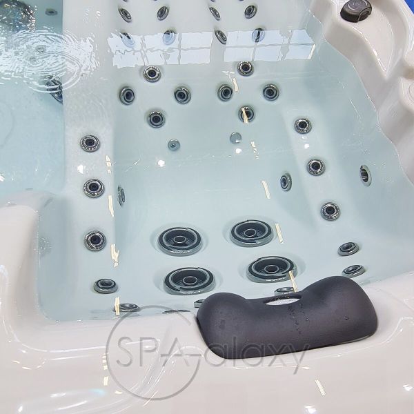Spa бассейн Whirlcare E-Edition Time Out (Германия), 215×215×90 см