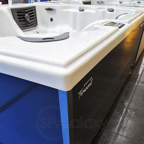 Spa бассейн Whirlcare E-Edition Time Out (Германия), 215×215×90 см