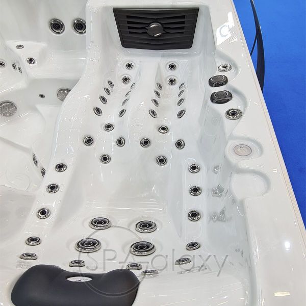 Spa бассейн Whirlcare S-Edition Expression (Германия), 235×235×100 см