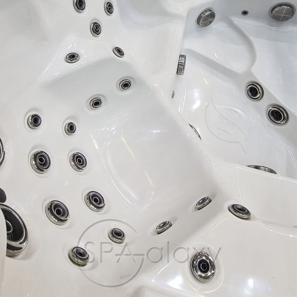 Spa бассейн Whirlcare S-Edition Expression (Германия), 235×235×100 см