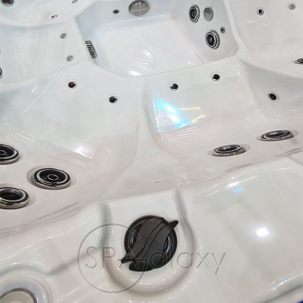 Spa бассейн Whirlcare E-Edition Home (Германия), 229×229×91 см