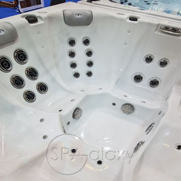 Spa бассейн Whirlcare E-Edition Home (Германия), 229×229×91 см