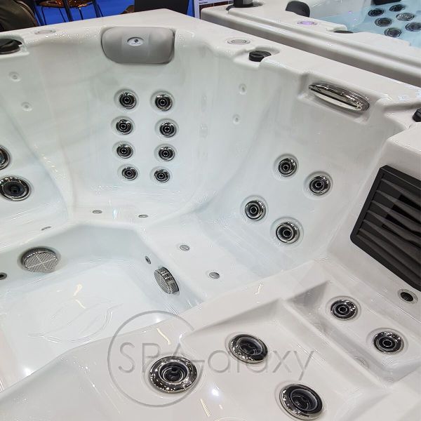 Spa бассейн Whirlcare E-Edition Home (Германия), 229×229×91 см