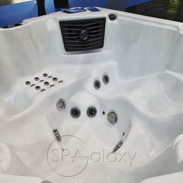 Spa бассейн Whirlcare S-Edition Paradise (Германия), 224×224×89 см