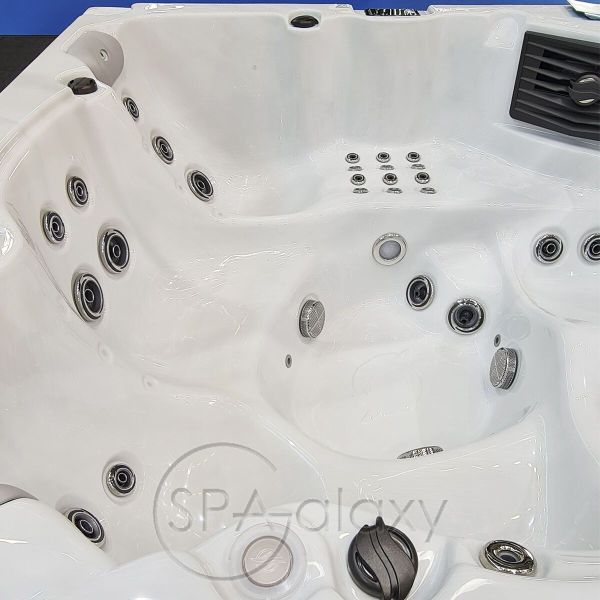 Spa бассейн Whirlcare S-Edition Paradise (Германия), 224×224×89 см