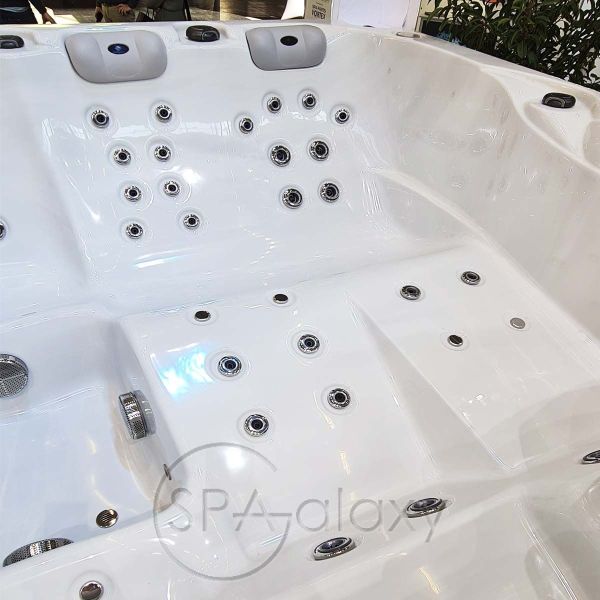 Spa бассейн Whirlcare Swim Spa Edition Wellpower (Германия), 592x232x160 см