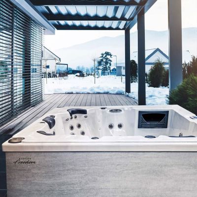 Bazin spa Whirlcare C-Edition Freedom (Germania), 211×211×89 cm