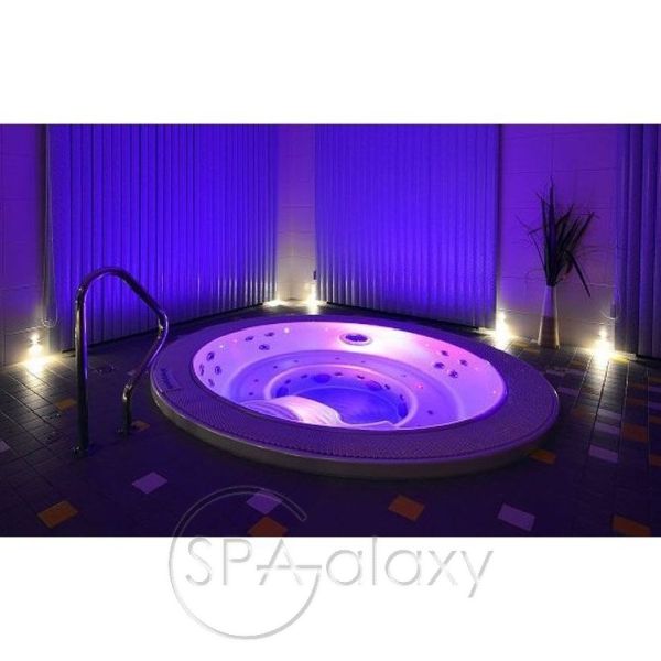 SPA бассейн Wellis Acapulco Deep-in (Венгрия), Ø240 × 99 cm